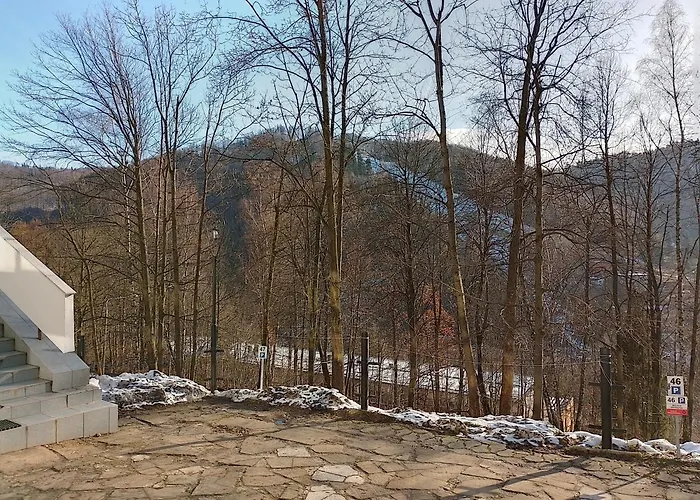 Alias * أوسترون