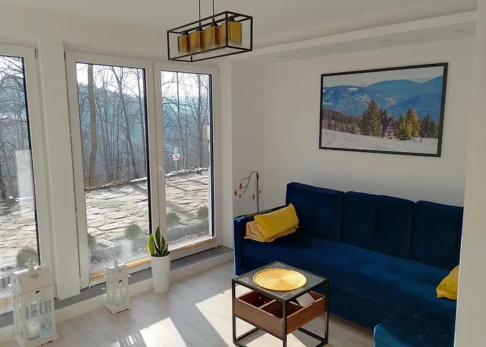 Alias * أوسترون